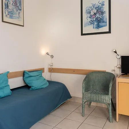 Appartement Le Lavandou, Pour 4 Personnes, Vue Mer, Les Pieds Dans L'eau - Fr-1-803-91 Le Lavandou