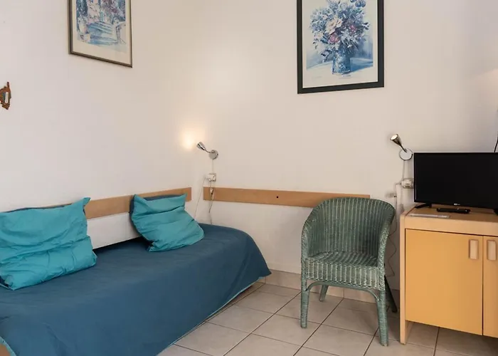 Apartman 4 Pers, Vue Mer, Clim, Parking, - Fr-1-803-91 Le Lavandou