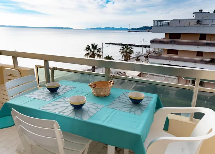 4 Pers, Vue Mer, Clim, Parking, - Fr-1-803-91 Apartman Le Lavandou